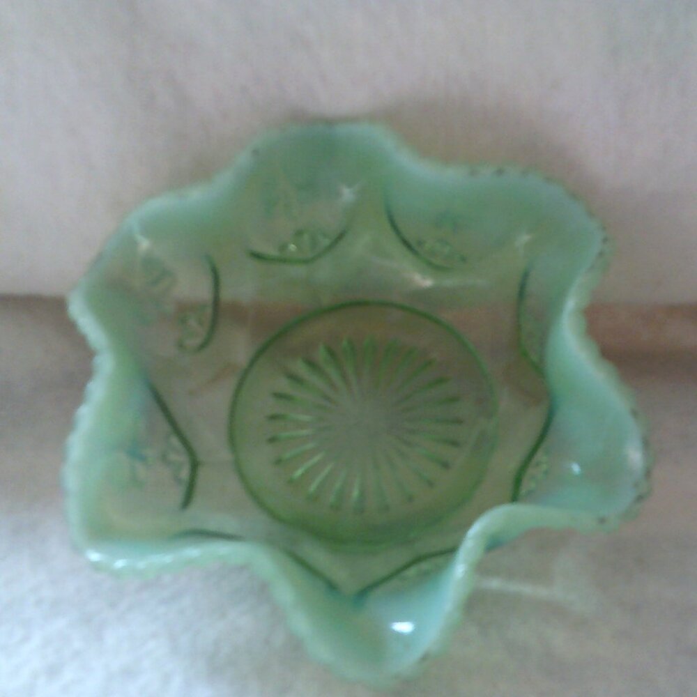 Green Glass Dish Bowl Candy Hobnob Wavy Edges Vaseline Fenton